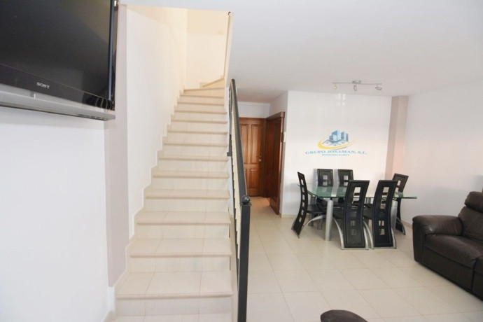 chalet-adosado-en-venta-en-calle-jara-6-big-24