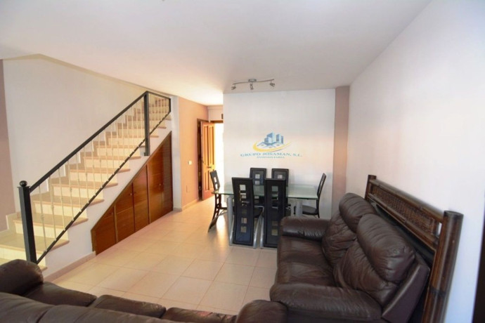 chalet-adosado-en-venta-en-calle-jara-6-big-8