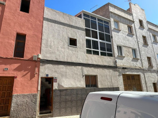 Chalet pareado en venta en calle Benahoare