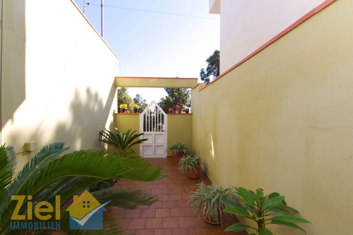 chalet-adosado-en-venta-en-penichet-big-1