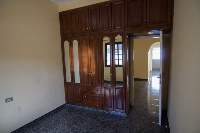 chalet-adosado-en-venta-en-los-reyes-big-11