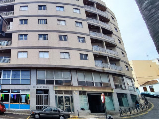 Piso en venta en avenida 25 de Abril, 32