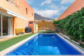 chalet-adosado-en-venta-en-avenida-kurt-konrad-mayer-small-1