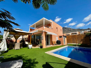 Chalet pareado en venta en Av. Kurt Konrad Mayer