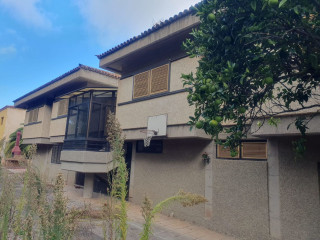 Casa o chalet independiente en venta en calle Peŕez Reyes