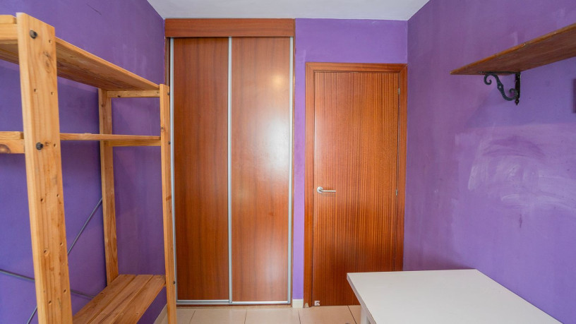 piso-en-venta-en-el-siroco-edificio-valencia-38-big-12