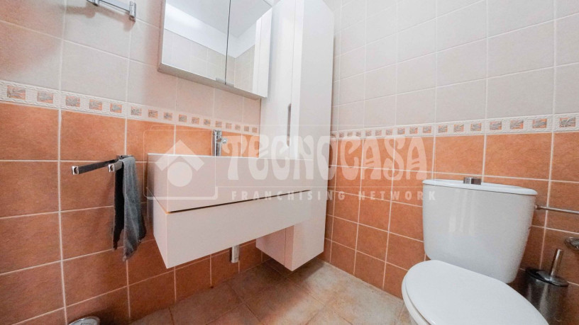 chalet-adosado-en-venta-en-calle-chicoro-big-11