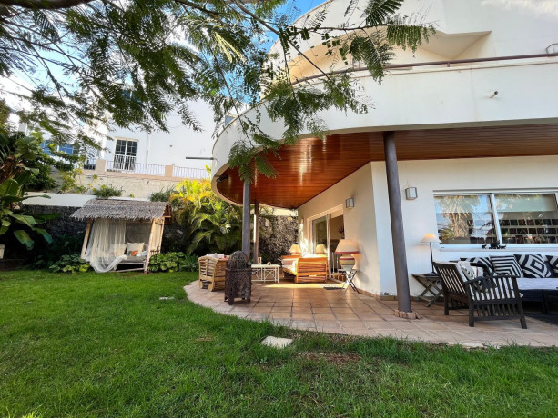 casa-o-chalet-independiente-en-venta-en-avenida-maritima-tabaiba-sn-big-2