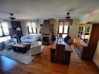 Chalet pareado en venta en calle Estanga, 1