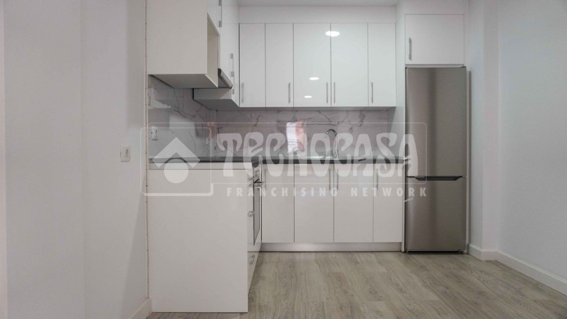 piso-en-venta-en-san-cristobal-38108-big-16