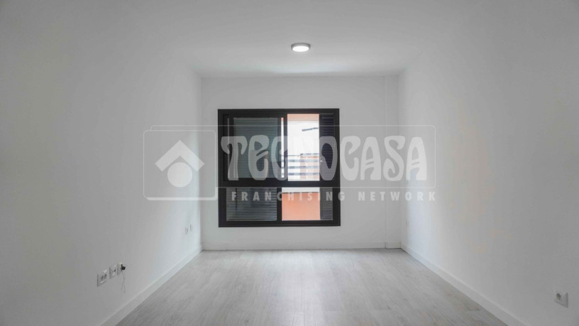 piso-en-venta-en-san-cristobal-38108-big-3