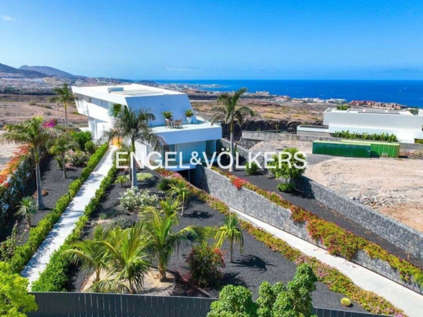 casa-o-chalet-en-venta-en-la-caleta-big-6