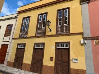 Casa de pueblo en venta en calle San Pedro Arriba