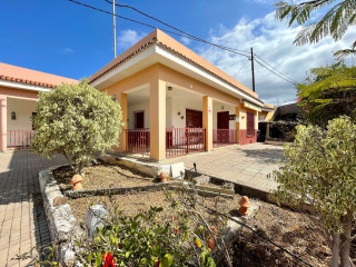 Casa o chalet independiente en venta en Gral del Sur, 26