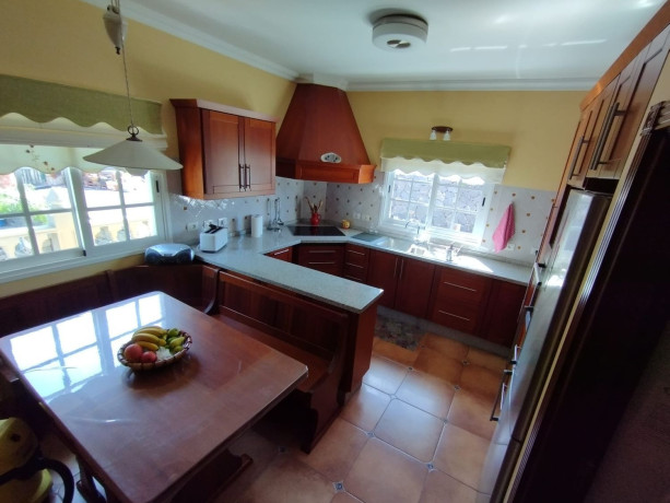 casa-o-chalet-independiente-en-venta-en-calle-nicaragua-25-d-big-8