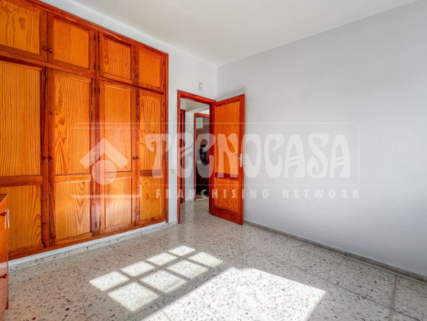 chalet-adosado-en-venta-en-calle-la-ensenada-10-big-23