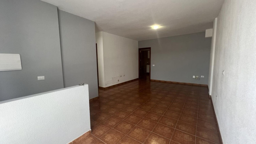 chalet-adosado-en-venta-en-calle-alcalde-francisco-rodriguez-pomar-big-2