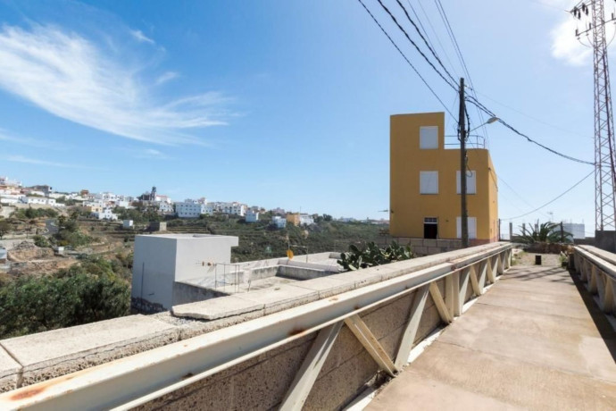 casa-o-chalet-independiente-en-venta-en-calle-gelesa-big-2