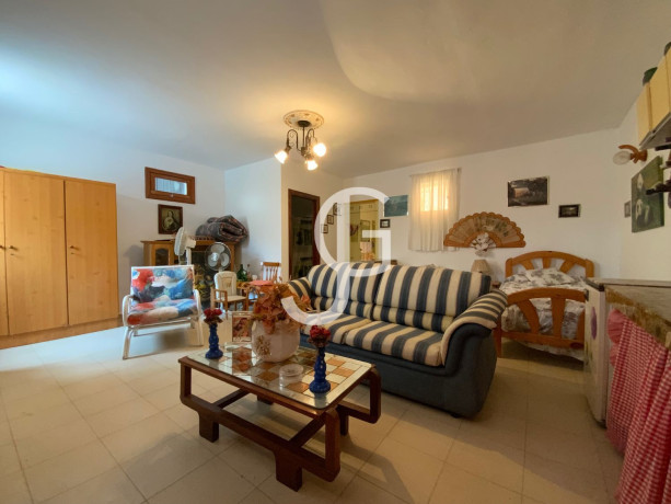 casa-o-chalet-independiente-en-venta-en-avenida-la-caleta-44-big-18