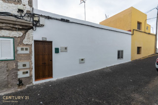 Casa terrera en venta en La Cruz