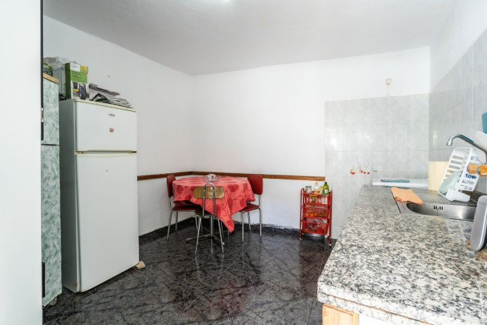 casa-terrera-en-venta-en-calle-de-la-cruz-de-san-antonio-23-big-3