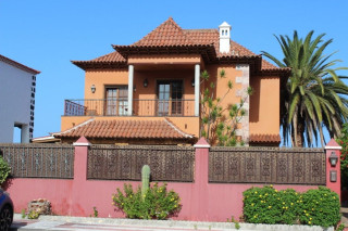 Casa o chalet independiente en venta en calle Trebol