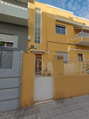 chalet-adosado-en-venta-en-alvarez-de-lugo-big-3