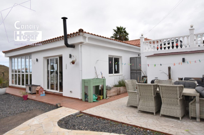 casa-terrera-en-venta-en-san-miguel-de-abona-big-1