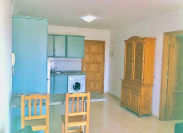 piso-en-venta-en-calle-las-maretas-big-2