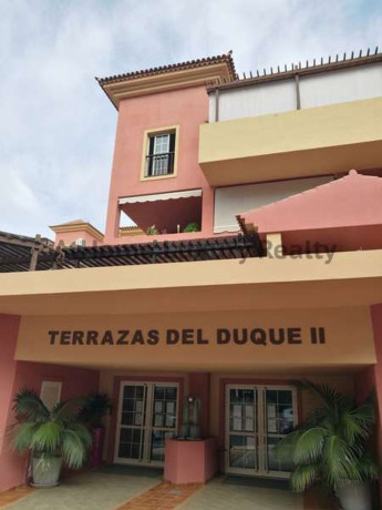 piso-en-venta-en-playa-del-duque-big-2