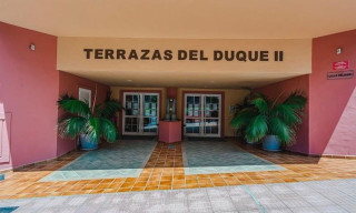 Piso en venta en Playa del Duque