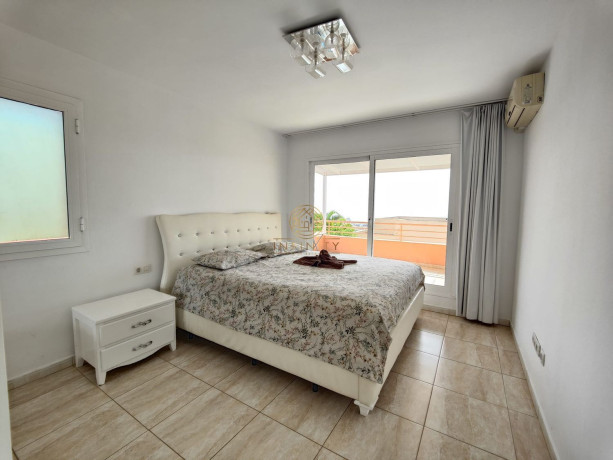 chalet-pareado-en-venta-en-urbanizacion-playa-fanabe-46-38670-costa-adeje-santa-cruz-de-tenerife-big-12