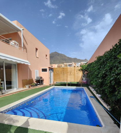 chalet-pareado-en-venta-en-urbanizacion-playa-fanabe-46-38670-costa-adeje-santa-cruz-de-tenerife-big-1