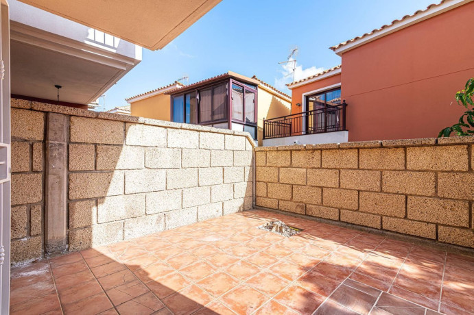 casa-o-chalet-independiente-en-venta-en-calle-labrusca-big-22