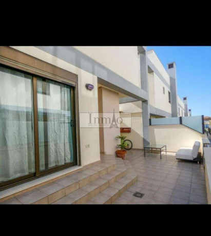 chalet-adosado-en-venta-en-cho-guaza-big-4