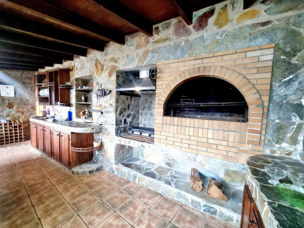 casa-o-chalet-independiente-en-venta-en-posada-de-montenegro-sn-big-4