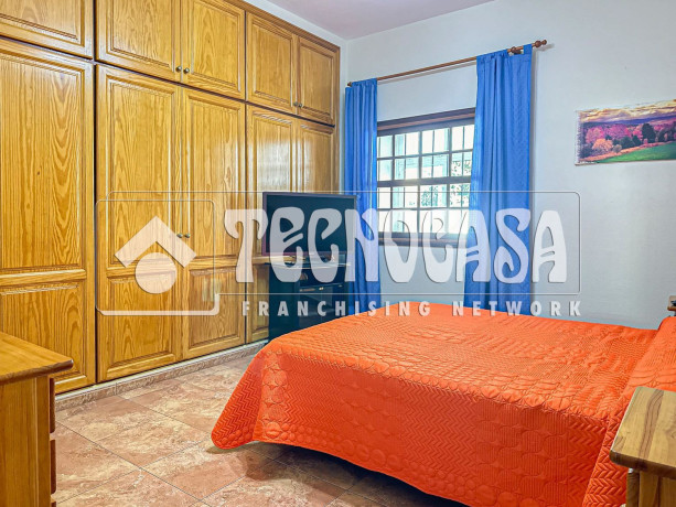 chalet-adosado-en-venta-en-tejina-big-14