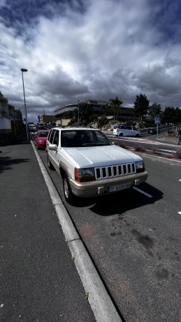 jeep-4x4-automatico-aire-acondicionado-big-0