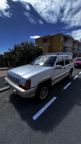 jeep-4x4-automatico-aire-acondicionado-big-1