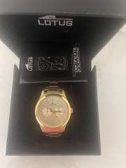 Reloj lotus