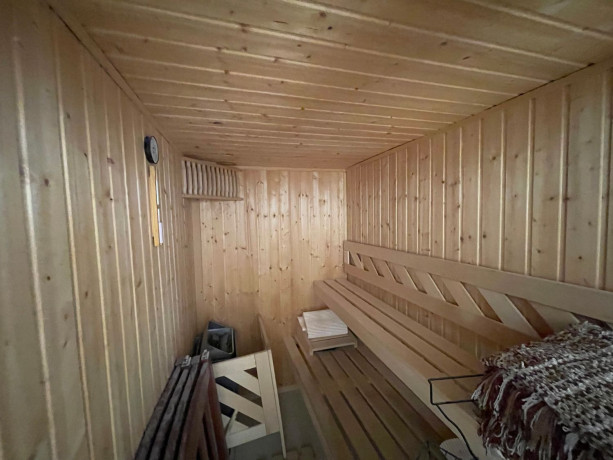 chalet-pareado-en-venta-en-avenida-kurt-konrad-mayer-big-3