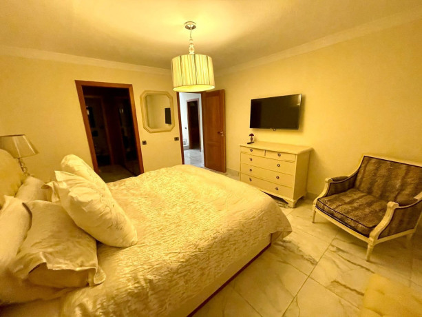 chalet-pareado-en-venta-en-avenida-kurt-konrad-mayer-big-11