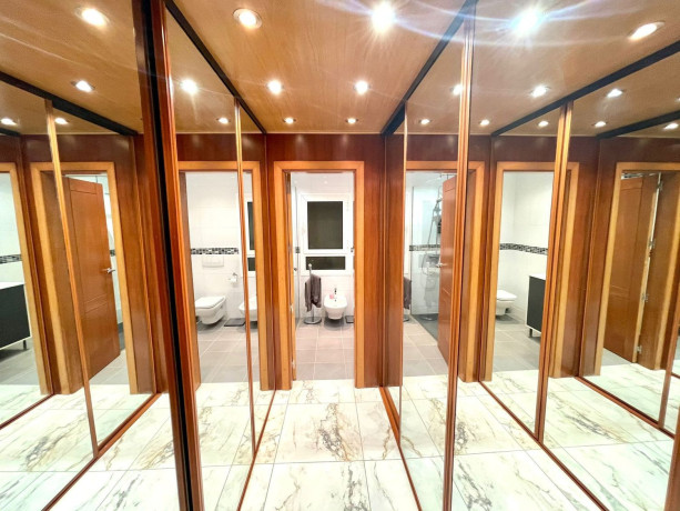 chalet-pareado-en-venta-en-avenida-kurt-konrad-mayer-big-2