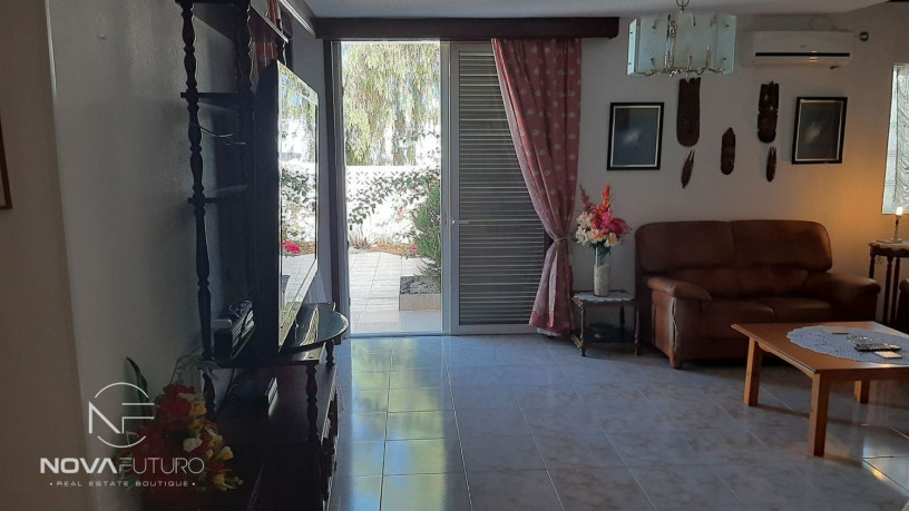 chalet-adosado-en-venta-en-playa-de-las-americas-big-3