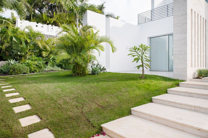 casa-o-chalet-independiente-en-venta-en-avenida-de-la-macaronesia-big-8