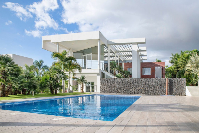 casa-o-chalet-en-venta-en-la-caleta-big-18