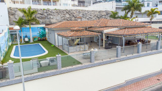 Casa o chalet independiente en venta en roque del conde, calle ceuta 1