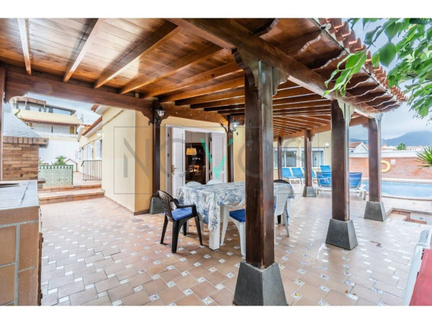 casa-o-chalet-en-venta-en-calle-el-tenique-12-big-3