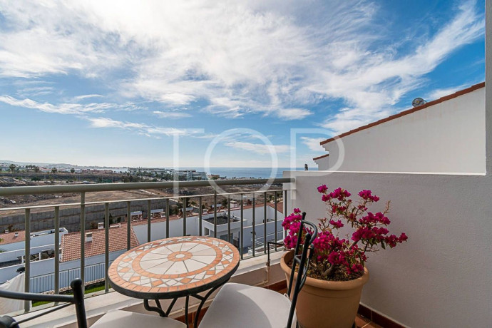 duplex-en-venta-en-la-caleta-big-0