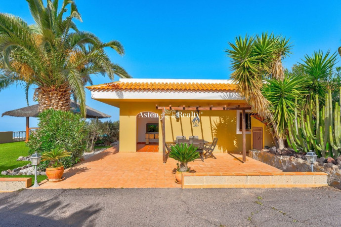 casa-o-chalet-independiente-en-venta-en-carretera-taucho-big-1